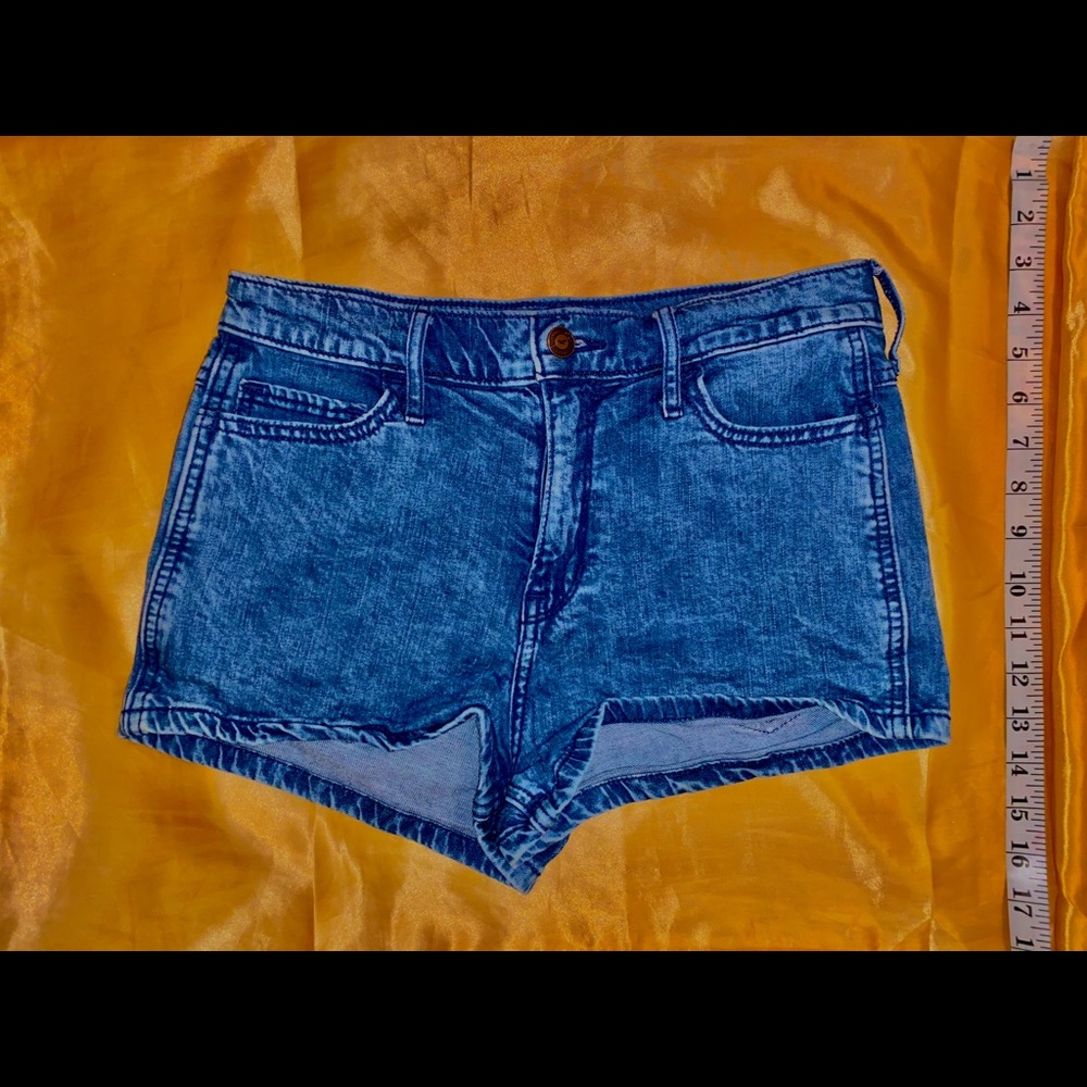 Hollister jeans shorts